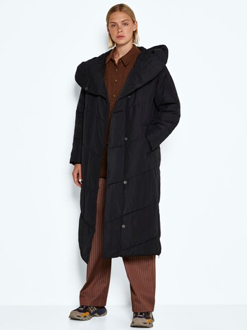 Manteau d’hiver 'Tally' Noisy may en noir : devant