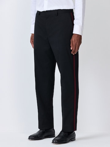 Regular Pantalon à plis Next en noir : devant