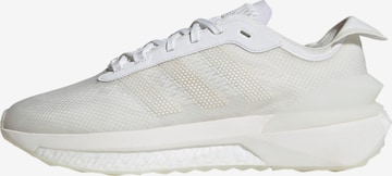 Chaussure de course 'Avryn' ADIDAS SPORTSWEAR en blanc : devant