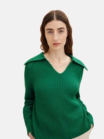 TOM TAILOR Sweater in Green