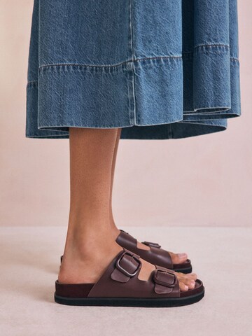 Zoccoletto di Next in rosso