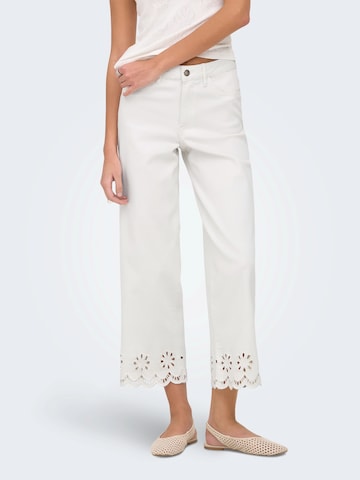 ONLY Loosefit Jeans 'ONLMADISON' i hvid: forside