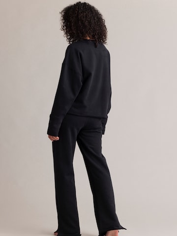 Hey Honey - Sudadera 'Cosy Sweat' en negro