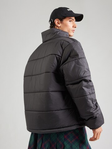 VANS - Chaqueta de invierno 'Hillgate' en negro: atrás