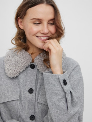 VERO MODA Between-Seasons Coat 'Ollie' in Grey