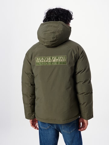 NAPAPIJRI Зимняя куртка 'EPOCH SHORT' в Зеленый