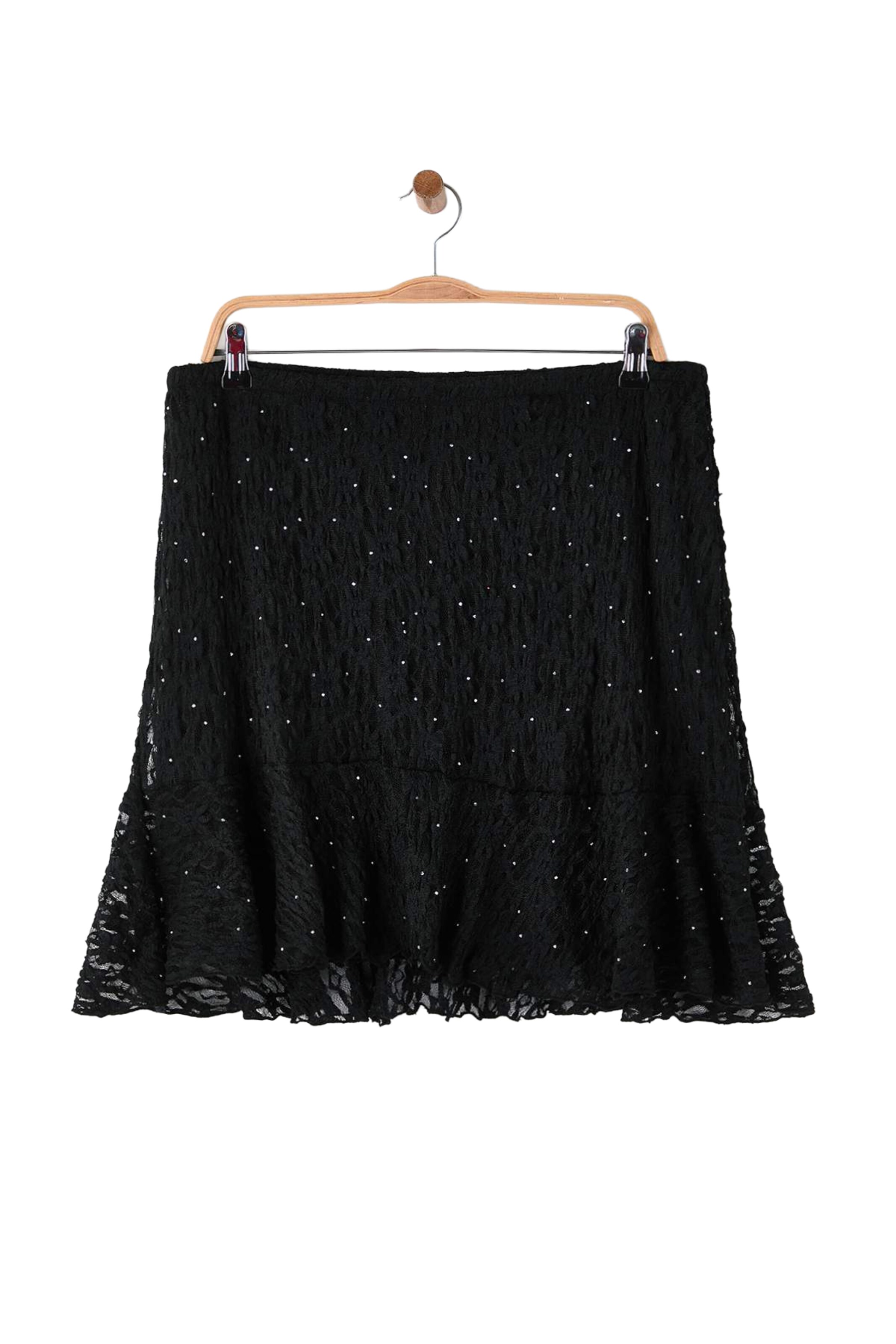 Trendyol Curve Skirt in 50 in Black, Item view
