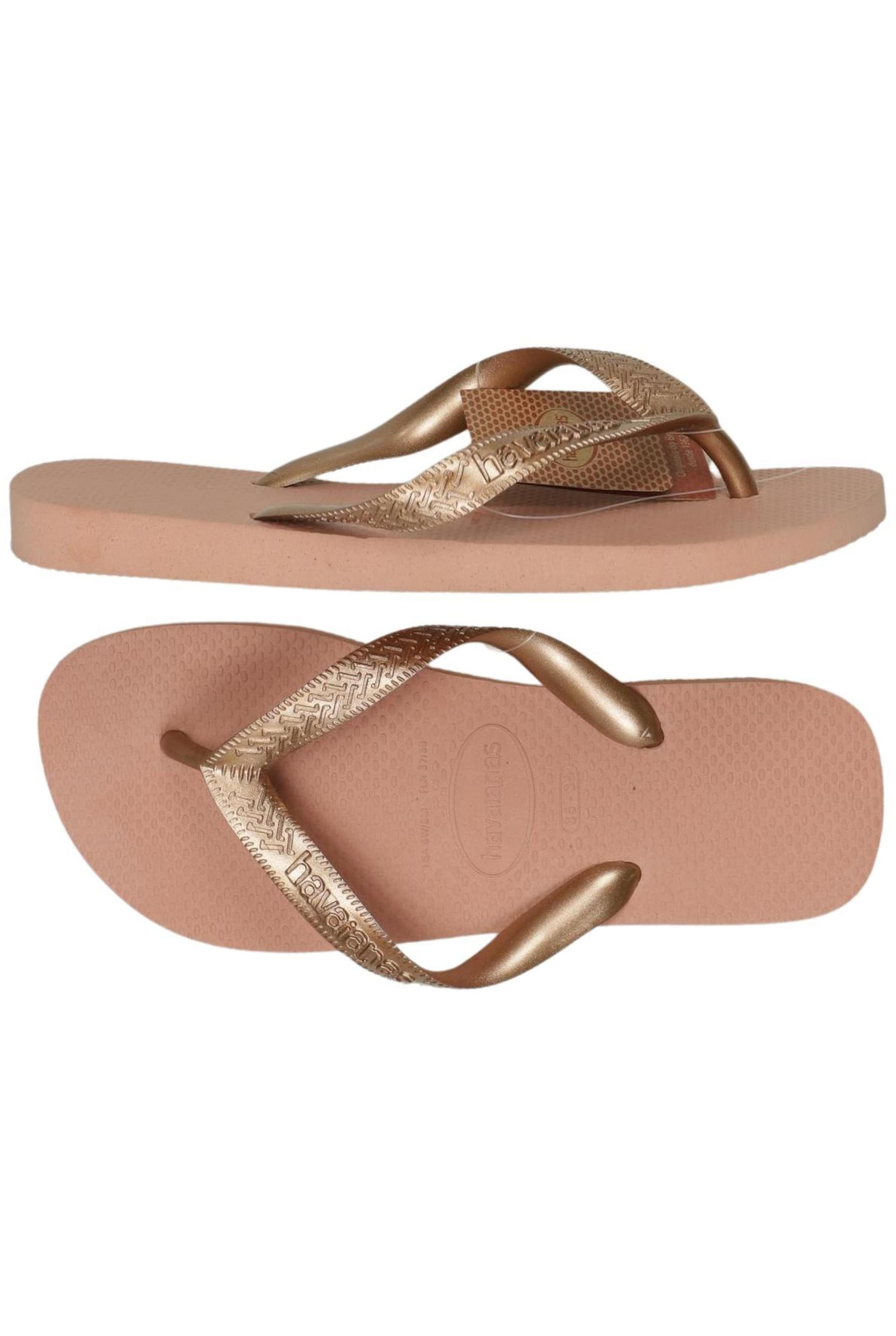 HAVAIANAS Sandals & High-Heeled Sandals in 37 in Gold: front