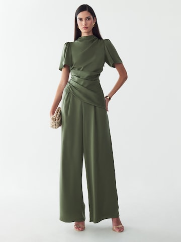 Willa Jumpsuit 'Pika' in Grün: Vorderseite