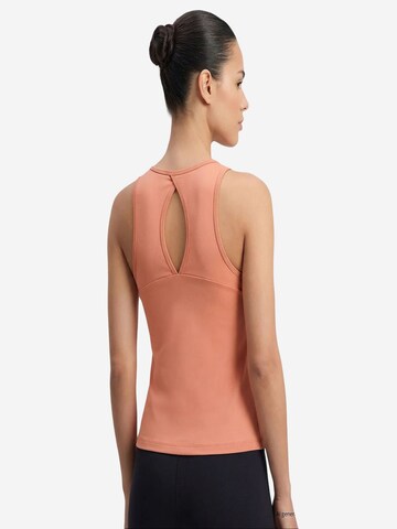 Top sportivo di Tommy Life in arancione