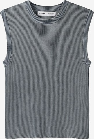 Bershka Shirt in Grey: front