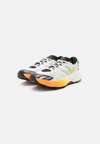 HOKA Futócipők 'SPEEDGOAT 7' - bézs