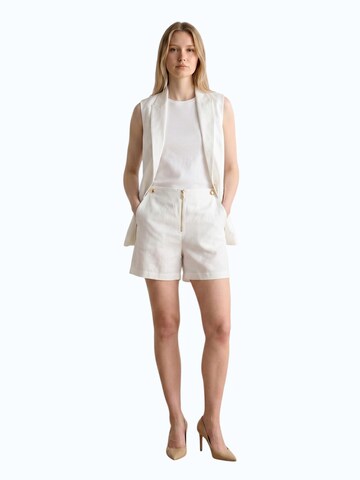 Viore Vest 'Blazer' in White