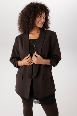 Aniston Blazer in Brown: front