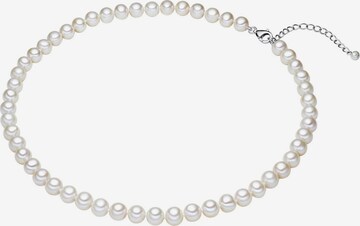 Valero Pearls Necklace in White: front