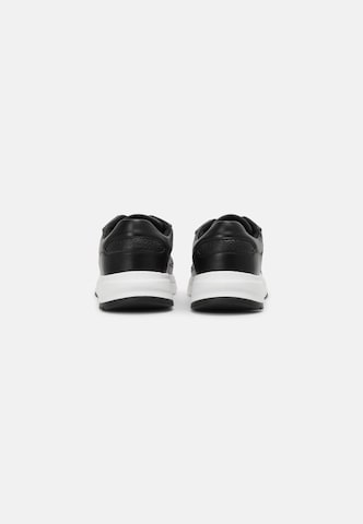 Sneaker low de la Calvin Klein pe negru