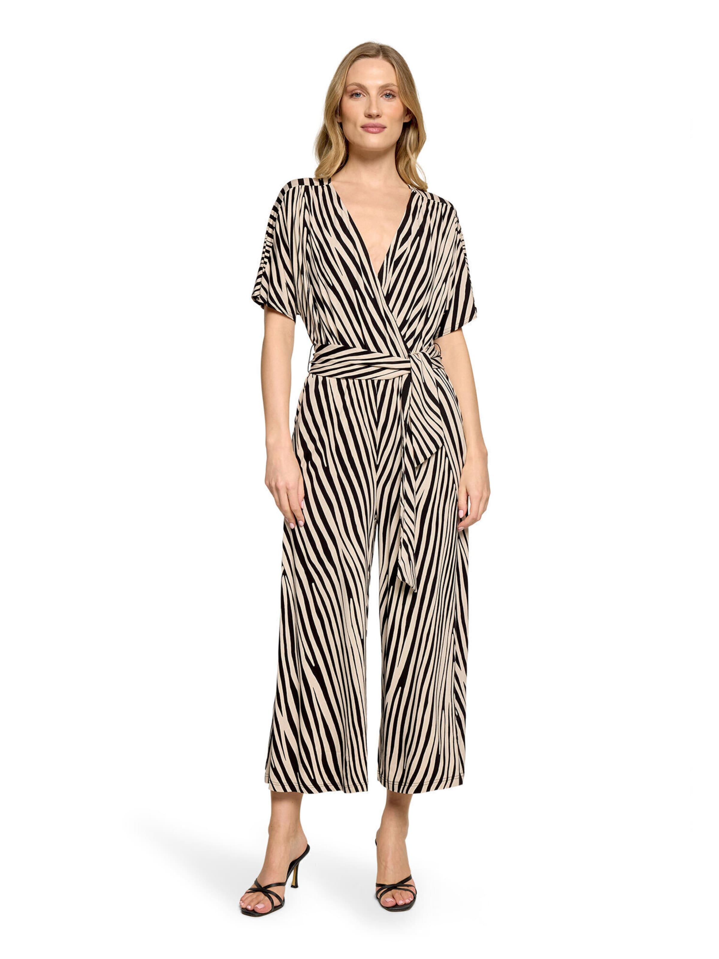 Betty Barclay Jumpsuit in Zwart: voorkant