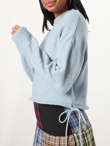 NA-KD Sweater 'Anika Teller' in Blue