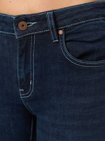 Tazzio Skinny Jeans 'F111' in Blau