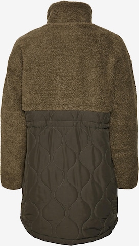 VERO MODA Between-Seasons Coat 'Reesealison' in Green