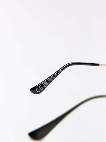 Bershka Sunglasses in Gold