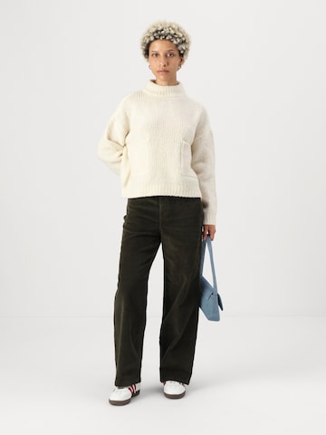 Vero Moda Petite - Pierna ancha Pantalón 'VMTESSA' en verde