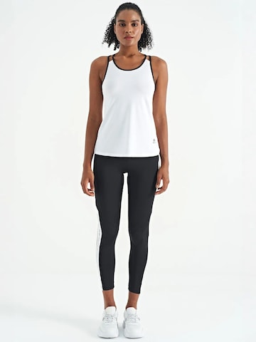 Tommy Life Sporttop 'Aktive Oberteile'‌‌‌‌‌ in Weiß