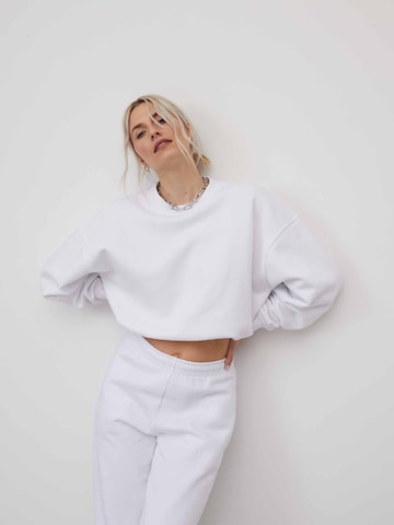 LeGer by Lena Gercke Sweatshirt 'Rosa' in Weiß