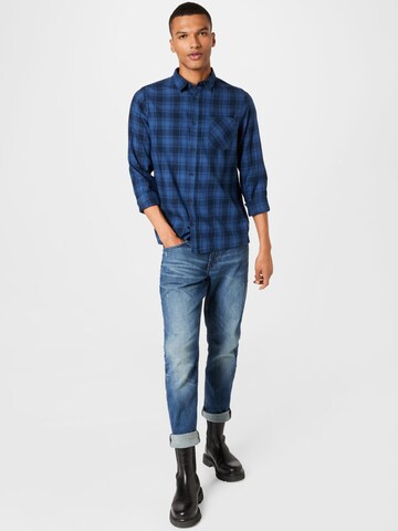 Coupe regular Chemise 'Varick' !Solid en bleu
