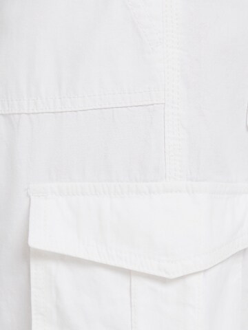 Bershka Široke hlačnice Kargo hlače | bela barva