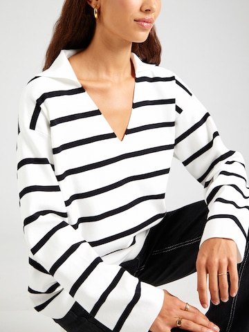 MYLAVIE by Sarah Harrison - Jersey en negro
