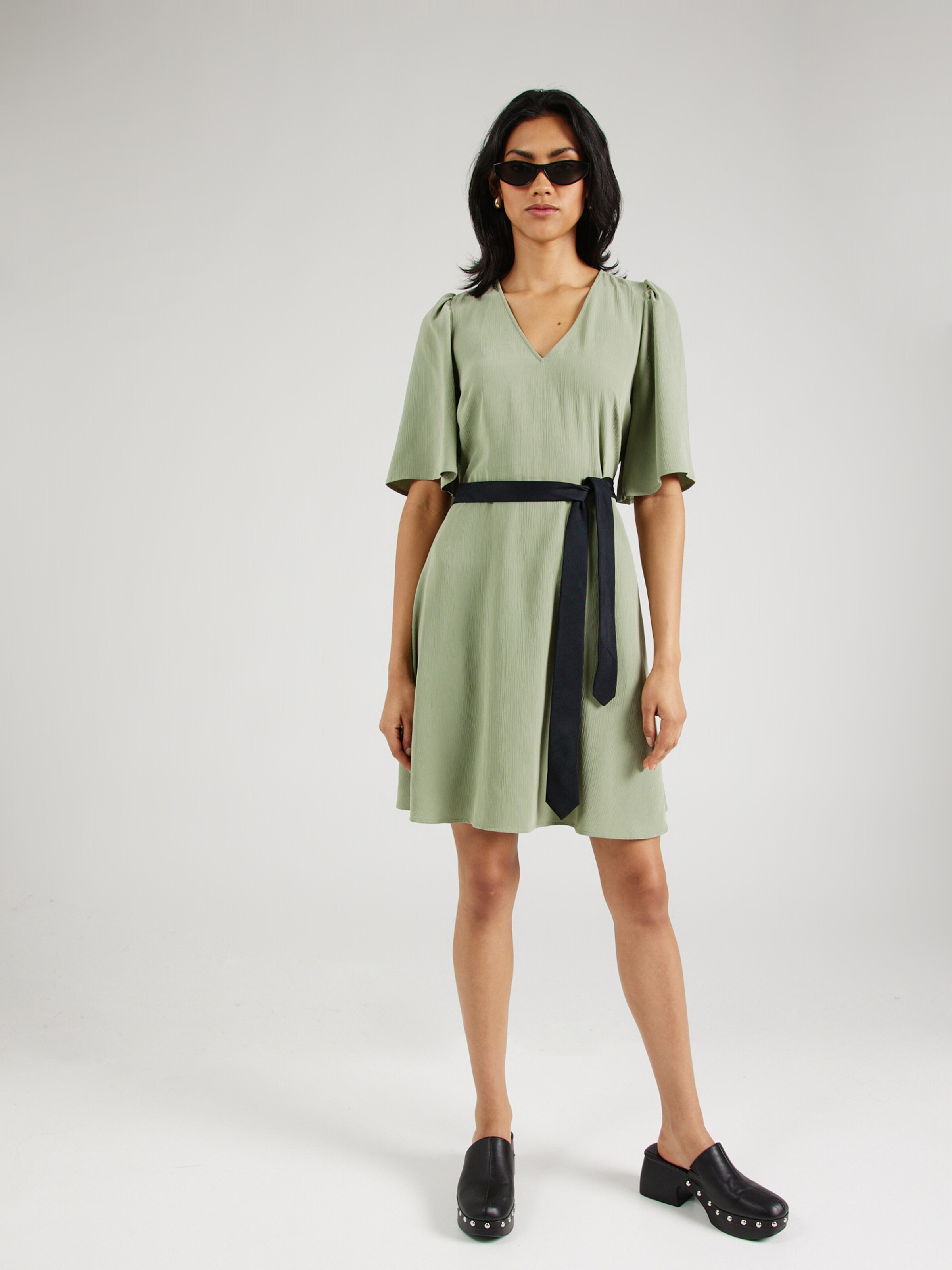 mbym Jurk Melika in Pastelgroen ABOUT YOU