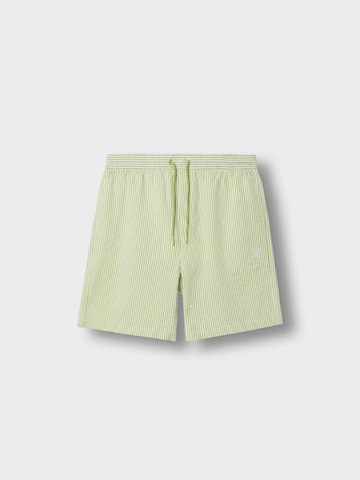 Burocs Badeshorts‌‌‌‌‌‌ in Grün: Vorderseite