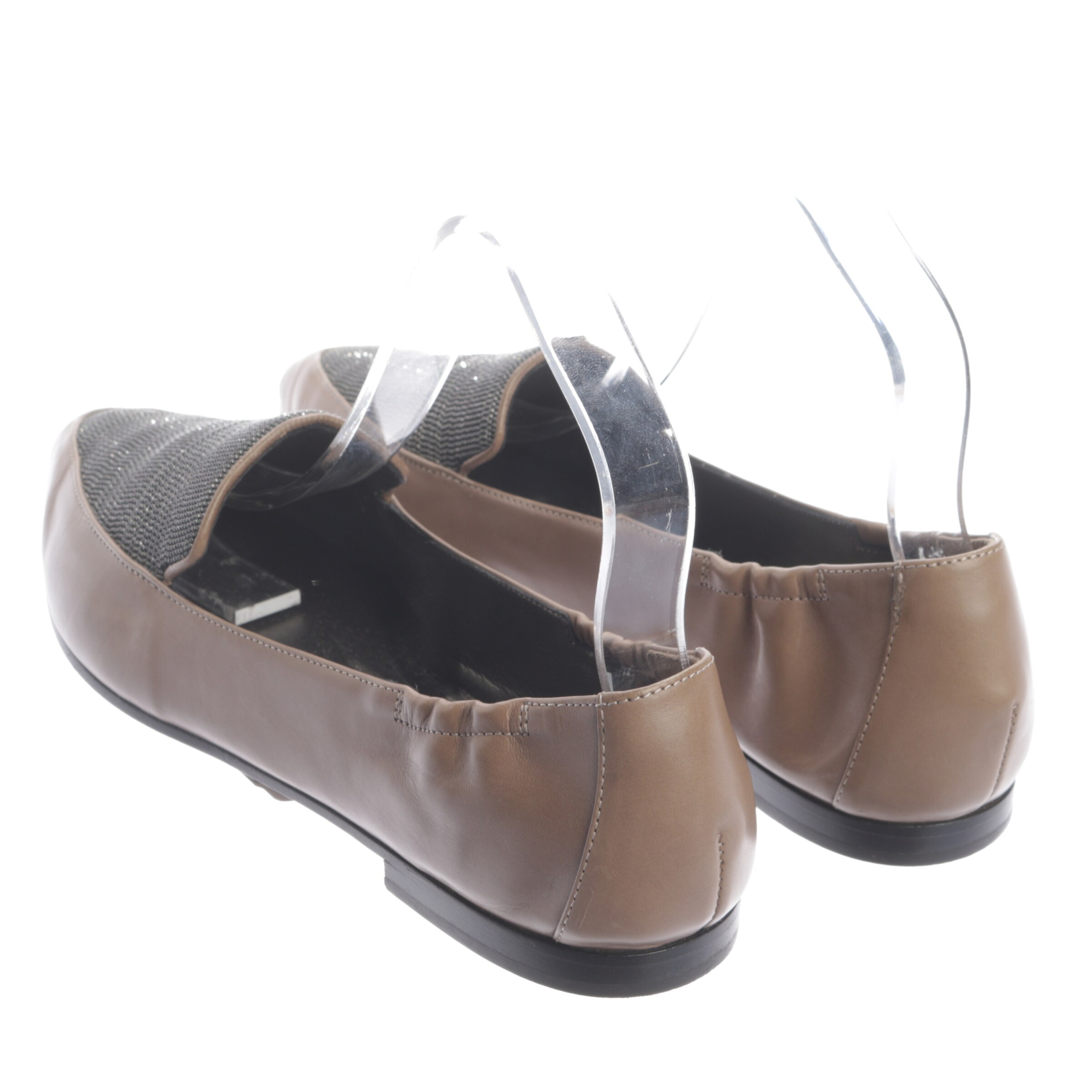 Brunello Cucinelli Flats & Loafers in 38 in Brown