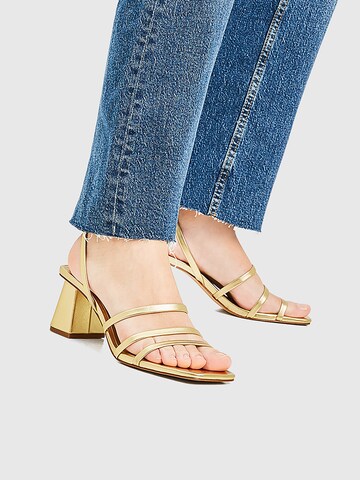 Pull&Bear Sandals in Gold