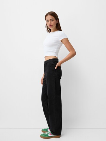 Bershka Loosefit Jeans in Schwarz