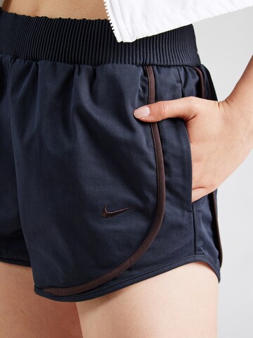 Nike Sportswear Regular Broek in Zwart