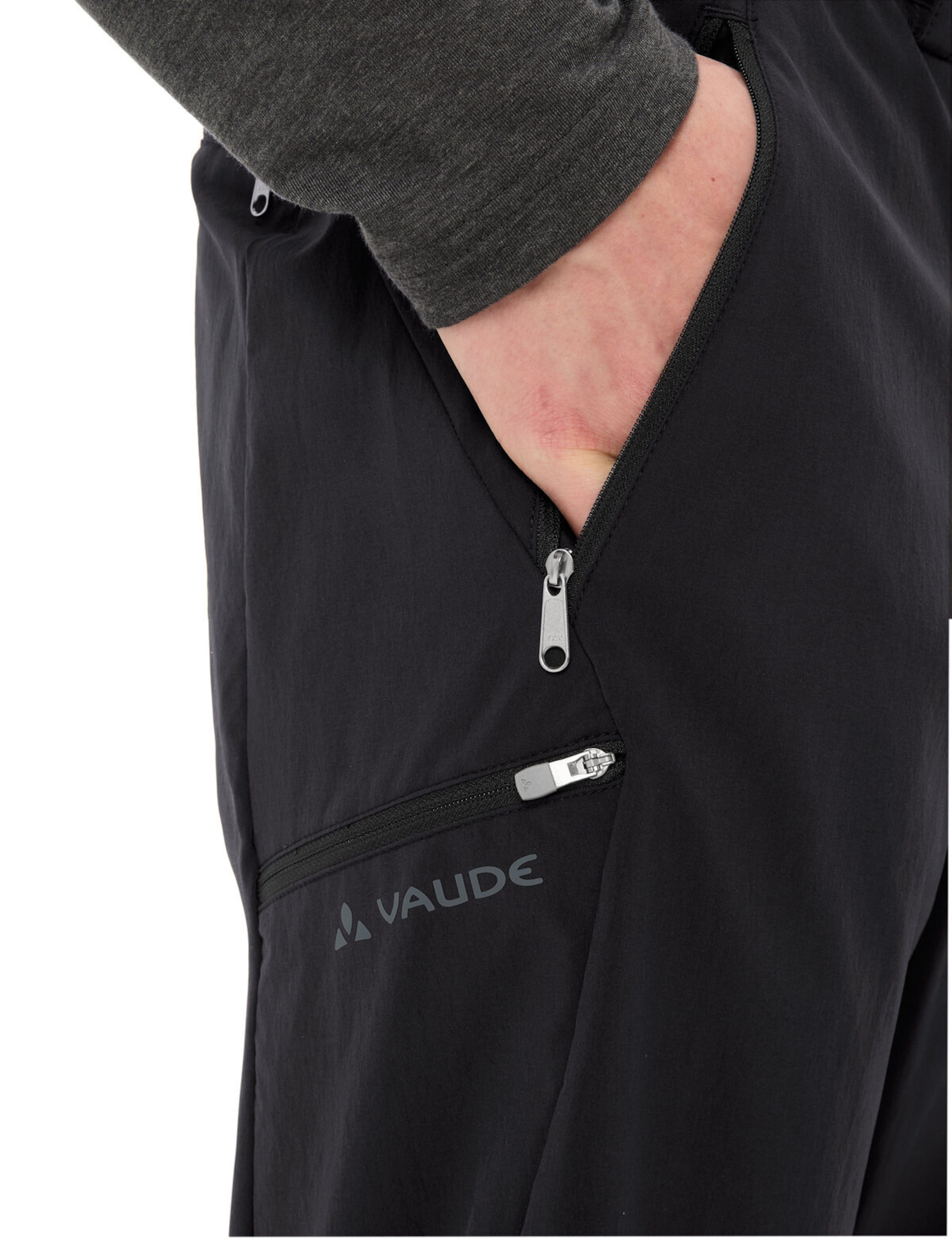 VAUDE Regular Outdoor trousers 'Farley III' in Black