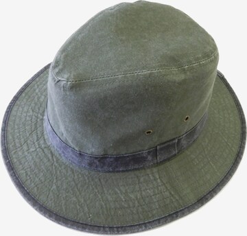 Chaplino Hat in Green: front