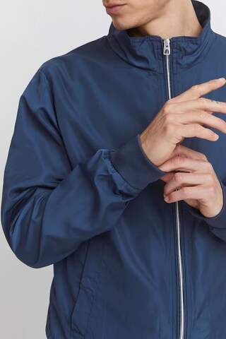 Veste mi-saison 'Capal' 11 Project en bleu