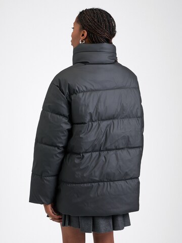 SELECTED FEMME Jacke 'SLFRAGNA' in Schwarz