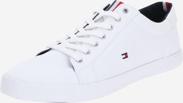 TOMMY HILFIGER Σνίκερ χαμηλό σε λευκό: μπροστά