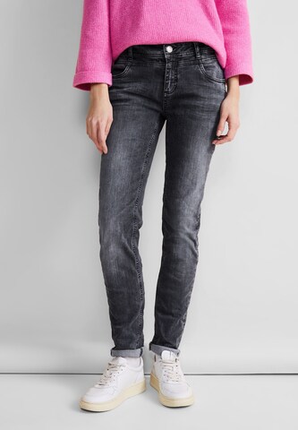 STREET ONE Slimfit Jeans in Grau: Vorderseite