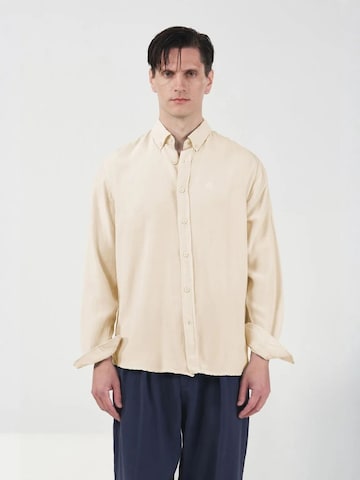 Regular fit Camicia di Giesto in beige: frontale