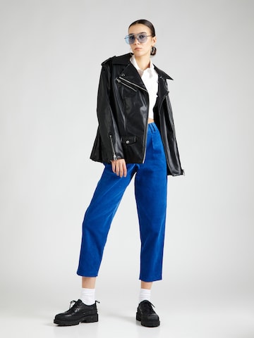 Regular Pantaloni cutați de la TOPSHOP pe albastru