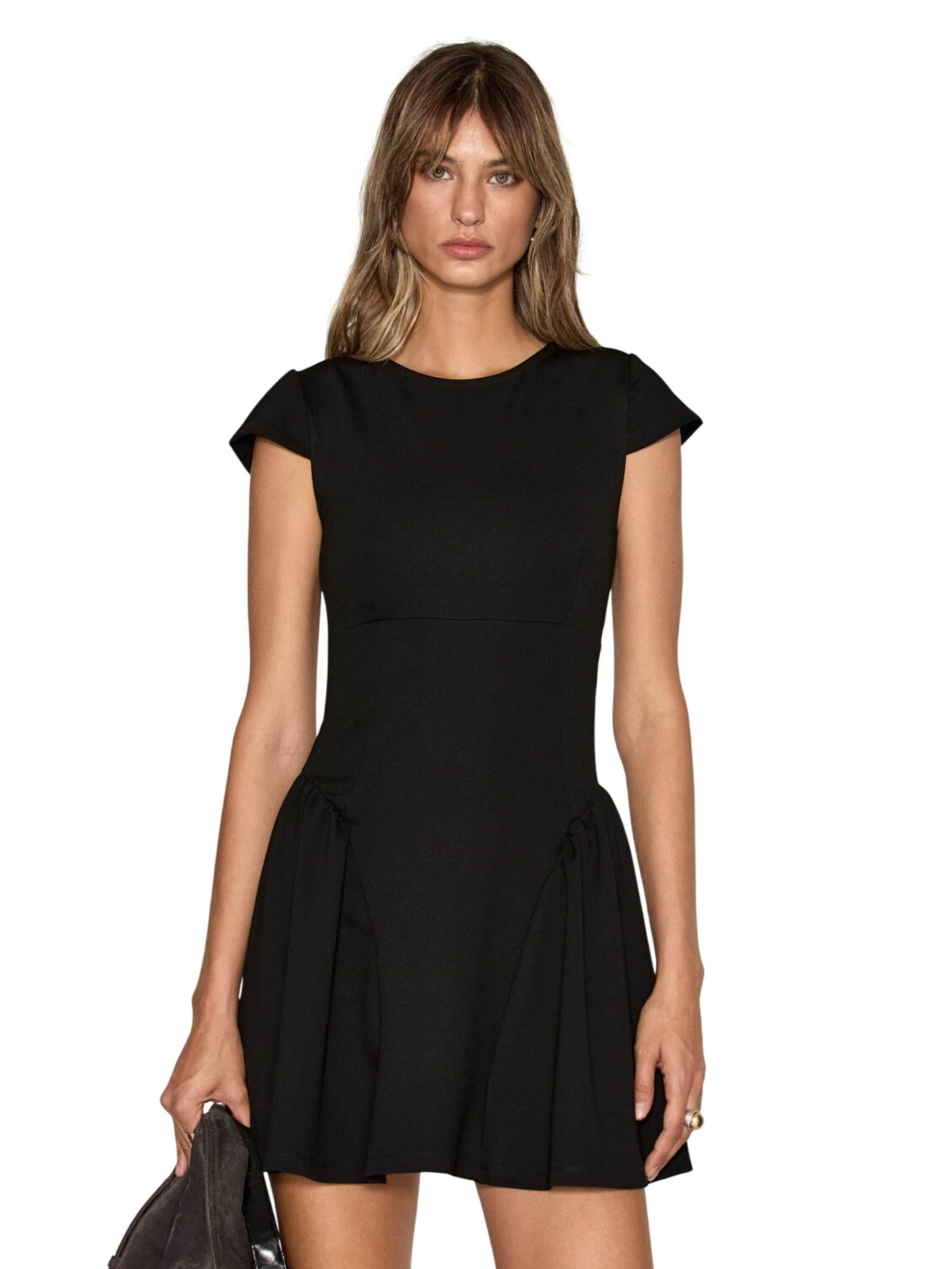 Grimelange Dress in Black: front