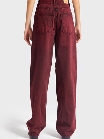 IT'S BASIC Loosefit Jeans 'Skater Mid Rise Jeans' in Rood