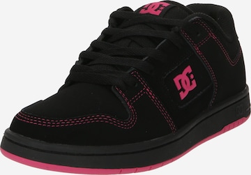 Baskets basses 'MANTECA' DC Shoes en noir : devant