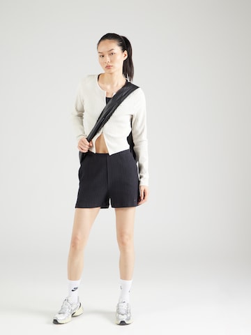 Nike Sportswear Πλεκτή ζακέτα σε λευκό
