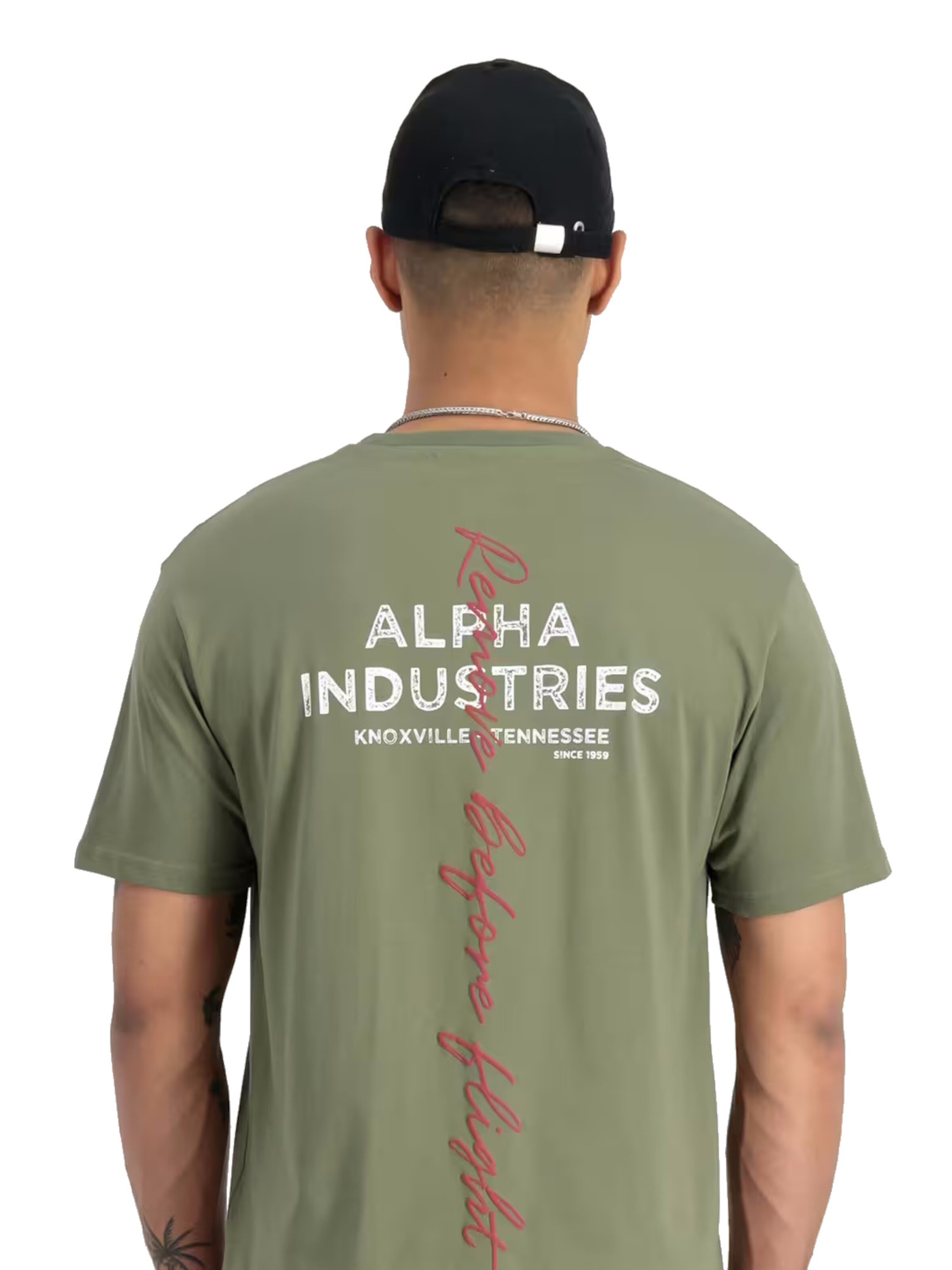 ALPHA INDUSTRIES T-Shirt 'Signature' in Grün